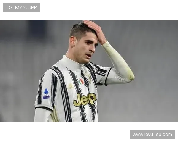 尤文图斯反击中，莫拉塔倒三角回做一蹴而就