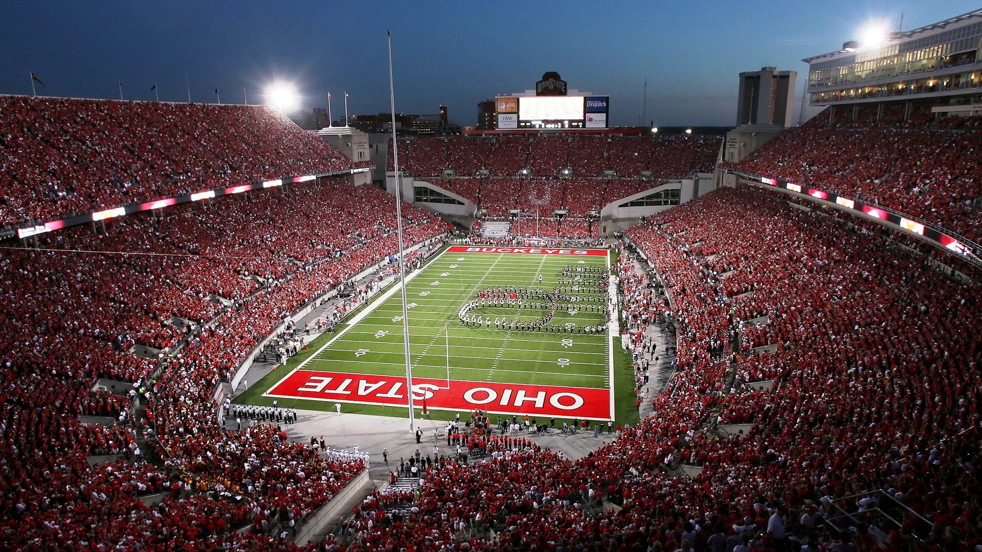 奥运体操选拔赛竞争激烈 年轻选手表现抢眼，奥运会体操竞技比赛